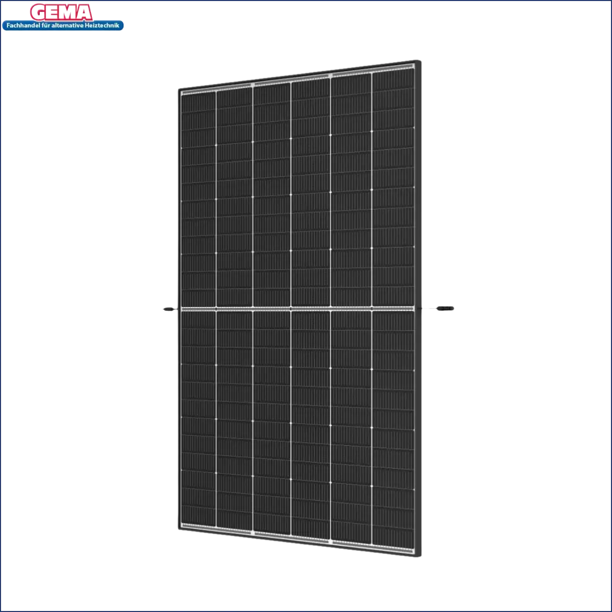Schwarzes Photovoltaik-Solarmodul von Trina in der 10 kWp Photovoltaikanlage mit 10kW Speicher