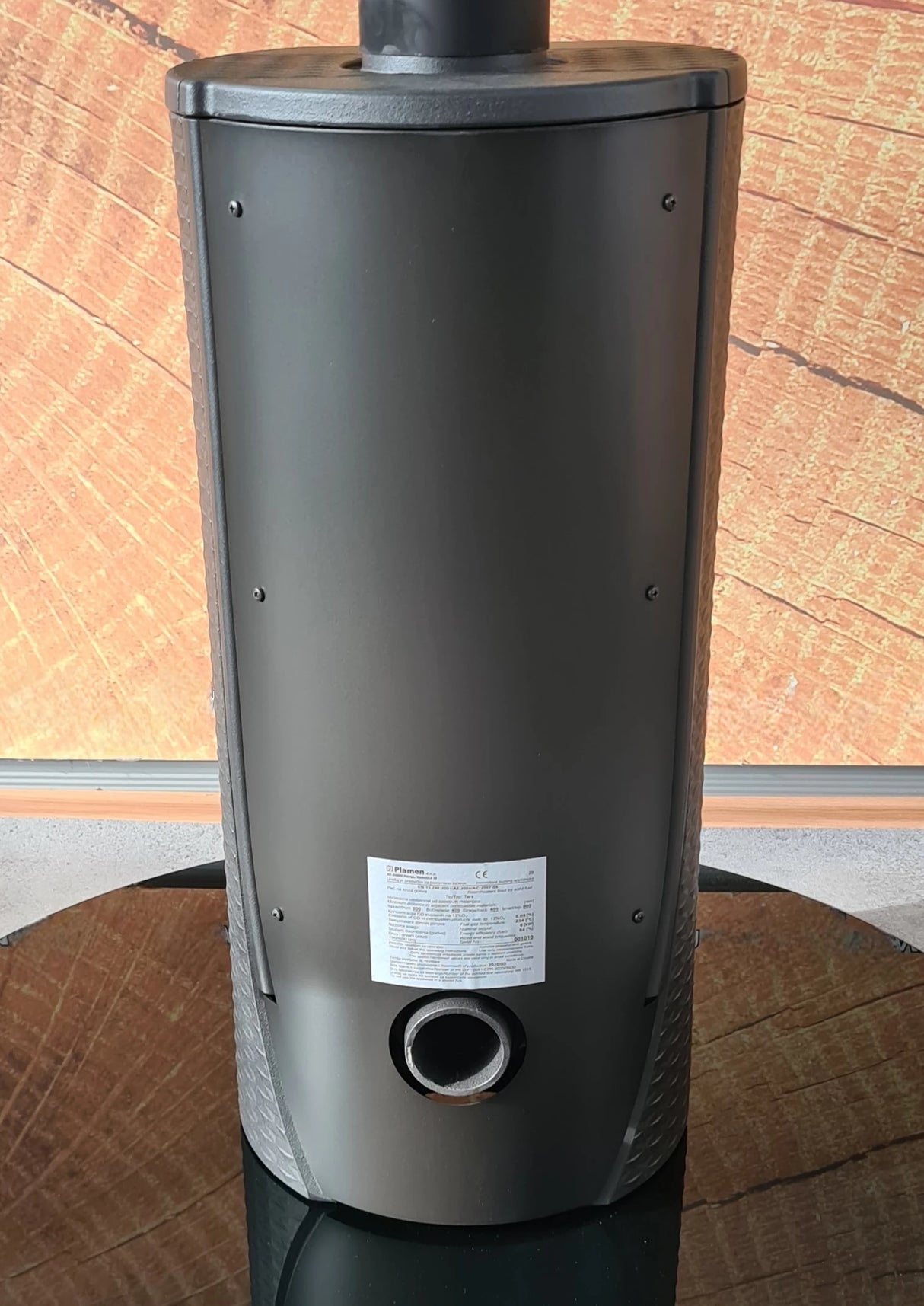 Plamen Tara designer cast iron fireplace – independent of room air