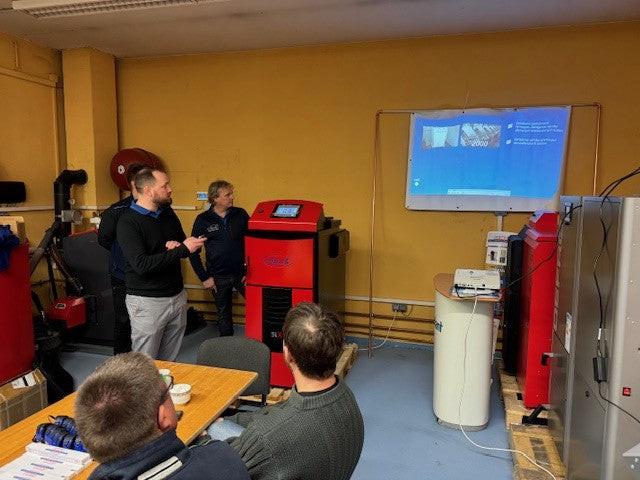 Attack SLX Kombikessel 20 kW – Holz und Pellets – Effizient & vielseitig - GEMA Shop